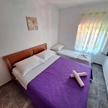 Apartamento Seaside Secluded Cove Pobij, Hvar - 7506 Gdinj