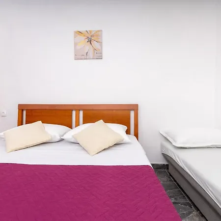 Apartamento Seaside Secluded Cove Pobij, Hvar - 7506 Gdinj